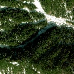 Satellite imagery of 布引山, JP