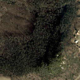 Satellite imagery of Cloven Cliffs, US