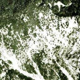 Satellite imagery of 青薙山, JP
