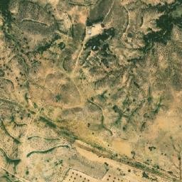 Satellite imagery of El Bateun Ali, TN