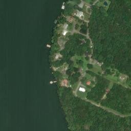 Satellite imagery of Parker Bluff, US