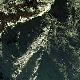 Satellite imagery of Damṟay Ghar, AF