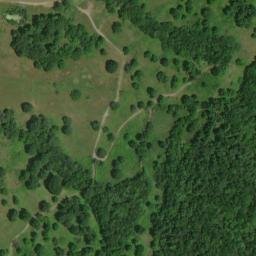 Satellite imagery of Maple Hill Ridge, US