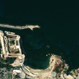 Satellite imagery of Froúrio Kyrineías, CY