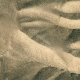 Satellite imagery of Pushtah-ye Āw Bārīk, AF