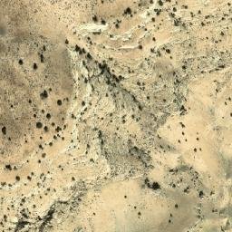 Satellite imagery of Kōh-e Ḩalqah-ye Raẕā, AF