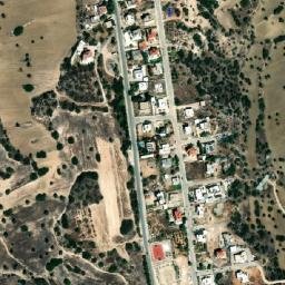 Satellite imagery of Chalestóri, CY