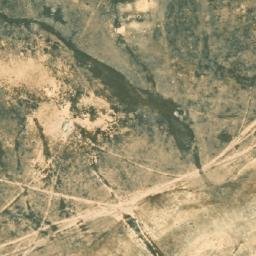 Satellite imagery of Ḑahr Quţnah, SY