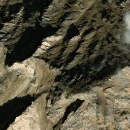 Satellite imagery of Chahārmaghzhā, AF