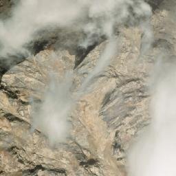 Satellite imagery of Chahārmaghzhā, AF