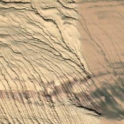 Satellite imagery of Ma‘dan-e Namak-e Pā‘īn Qal‘eh, IR