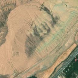 Satellite imagery of Ma‘dan-e Namak-e Pā‘īn Qal‘eh, IR