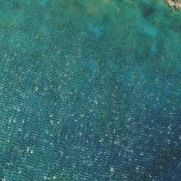Satellite imagery of Vrachonisís Plakóulithra, GR