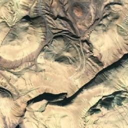 Satellite imagery of Ma‘dan-e Rūbāz-e Sang-e Namak-e Gowharān, IR