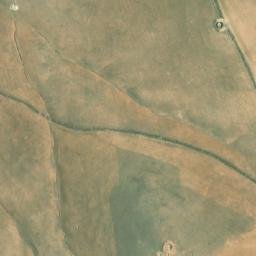 Satellite imagery of Ţiwāl al Khirāf, SY
