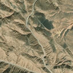 Satellite imagery of Ma‘dan-e Namak-e Nagīn Kūhdasht, IR