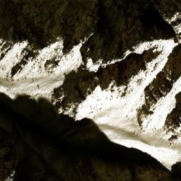 Satellite imagery of Tōp, AF