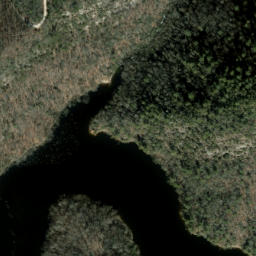 Satellite imagery of River Cliffs, US