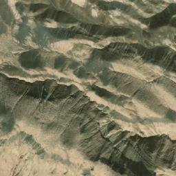 Satellite imagery of Ma‘dan-e Namak-e Nagīn Kūhdasht, IR