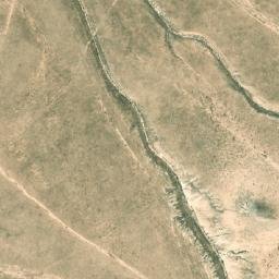 Satellite imagery of Ḑahr Gharrah, SY
