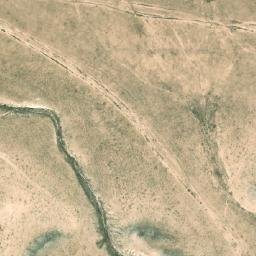Satellite imagery of Ḑahr Gharrah, SY