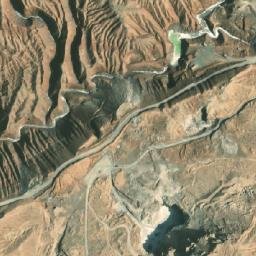 Satellite imagery of Ma‘dan-e Namak-e Tavvakol, IR