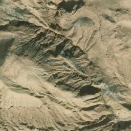 Satellite imagery of Ma‘dan-e Namak-e Nagīn Soheyl, IR