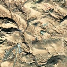 Satellite imagery of Ma‘dan-e Namak-e Nagīn Soheyl, IR