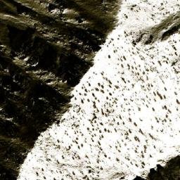 Satellite imagery of Kōh-e Tūtpaz, AF