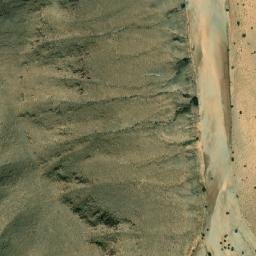 Satellite imagery of El Makhoug, DZ