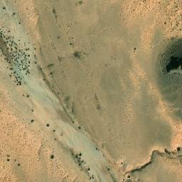 Satellite imagery of El Makhoug, DZ