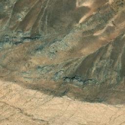 Satellite imagery of Ma‘dan-e Rūbāz-e Sang-e Krīstāl-e Shahāb Sang, IR