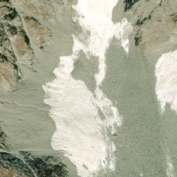 Satellite imagery of Shikari Ghar, PK