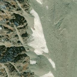 Satellite imagery of Shikari Ghar, PK