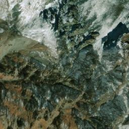 Satellite imagery of Phara Brok La, PK