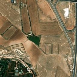 Satellite imagery of Ḑahr Wādī al Ghamīq, SY