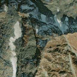 Satellite imagery of Dobanda Ghar, PK