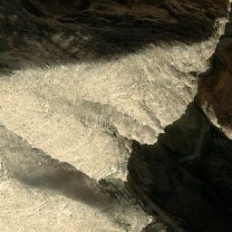 Satellite imagery of Pushtahhā-ye Khāk-e Yārān, AF