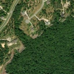 Satellite imagery of Fullerton Bluff, US