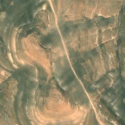 Satellite imagery of Taygh-e Hizum Kashān, AF
