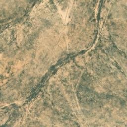 Satellite imagery of Ḑuhūr Quţayr al Bayḑā, SY