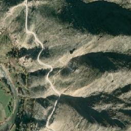 Satellite imagery of Chinārō Ghar, AF