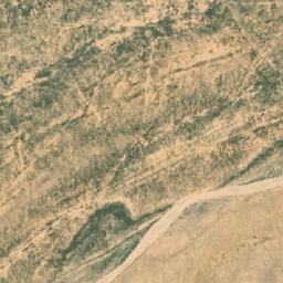Satellite imagery of Ḑuhūr Quţayr al Bayḑā, SY