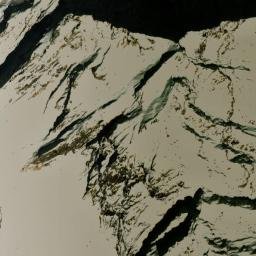 Satellite imagery of Shisha Pahar, PK