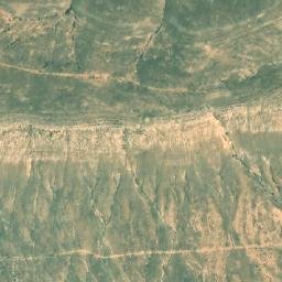 Satellite imagery of Ḑahr al Maţla‘, SY