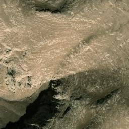 Satellite imagery of Ghāl-e Murghī, AF