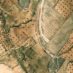 Satellite imagery of Hamadet el Kharrouba, TN
