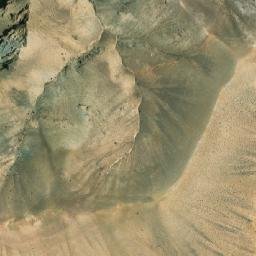 Satellite imagery of Tōp-e Zanjīr, AF