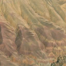 Satellite imagery of Tōp-e Zanjīr, AF