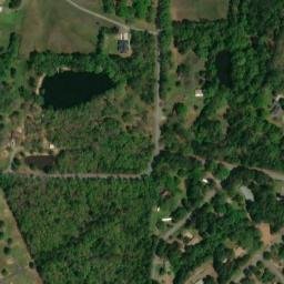 Satellite imagery of ROUND HILL IMM HT MARY CATH CH — NGS EJ1730 — Pulaski County, US, US